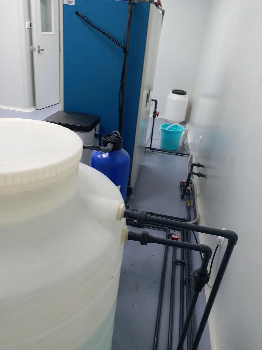 水思源檢驗科純水設(shè)備